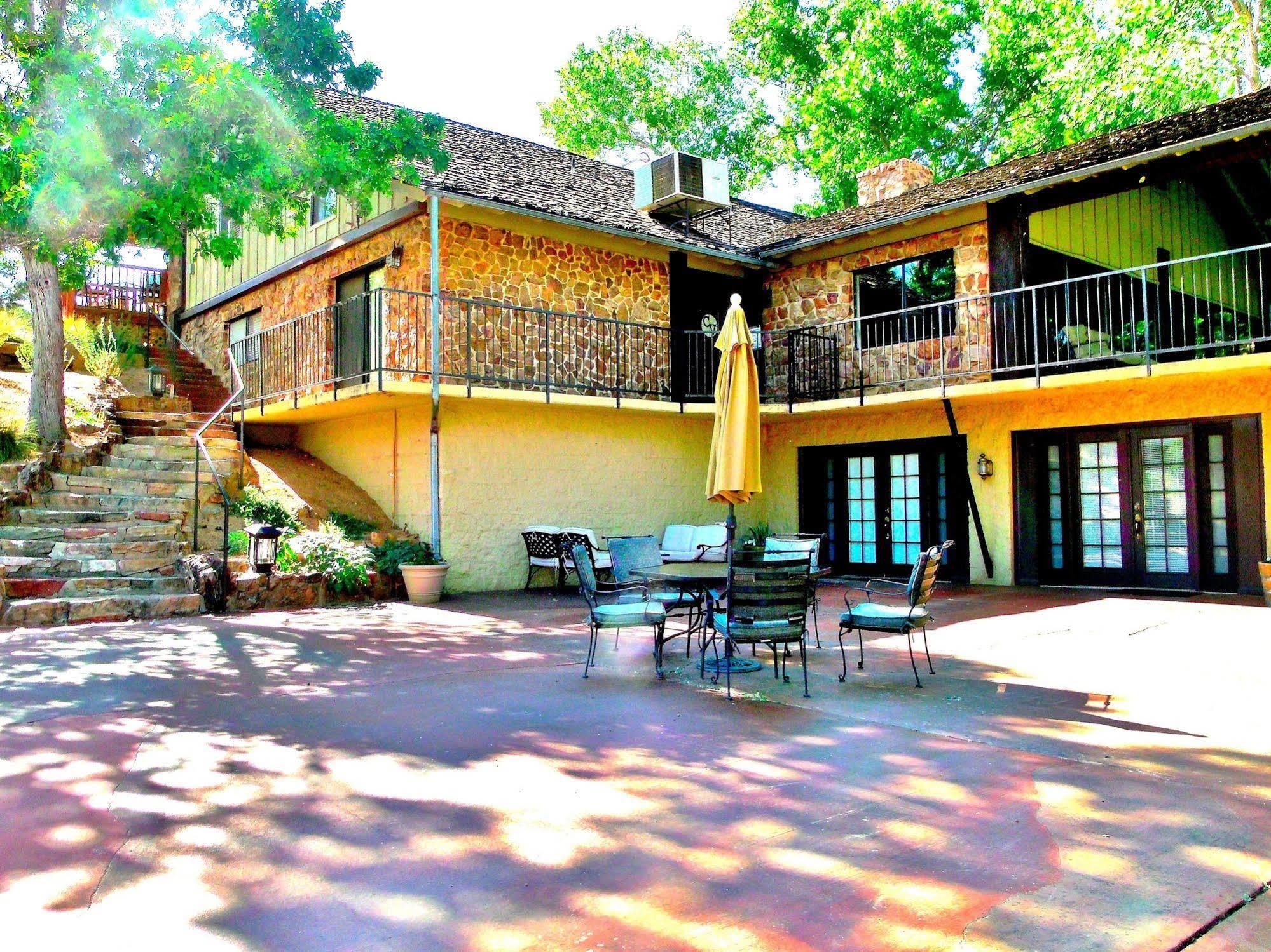 Canyon Vista Lodge Rockville エクステリア 写真